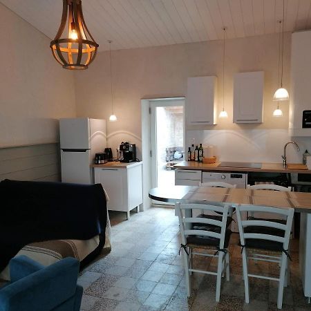 L'Annexe De Gaston Villa Le Port-des-Barques Dış mekan fotoğraf