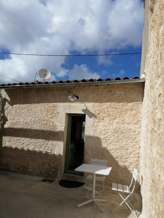 L'Annexe De Gaston Villa Le Port-des-Barques Dış mekan fotoğraf